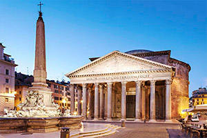 Passeio a Pé em Roma à Noite com Panteão